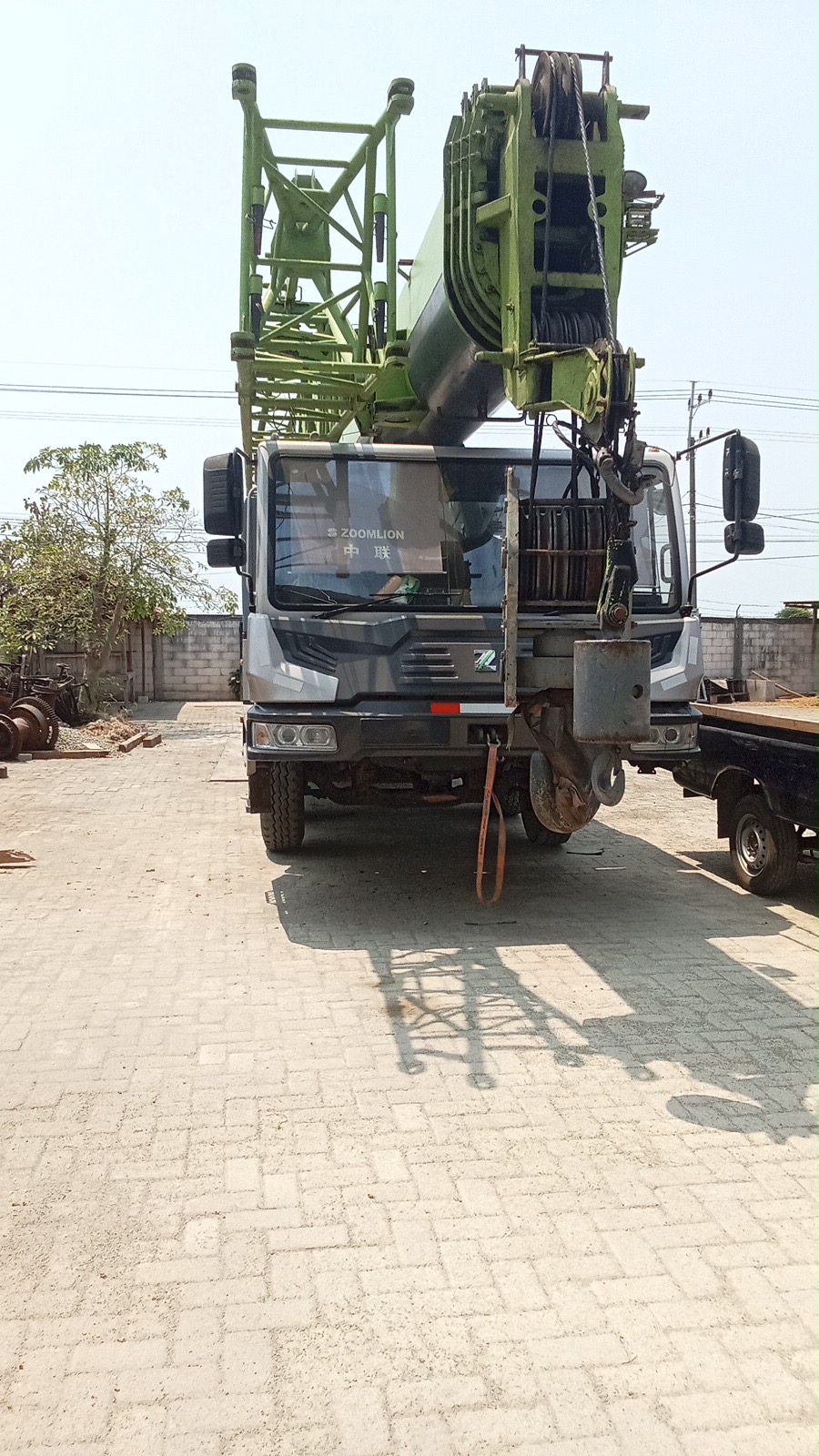 Mobil Crane 80 ton