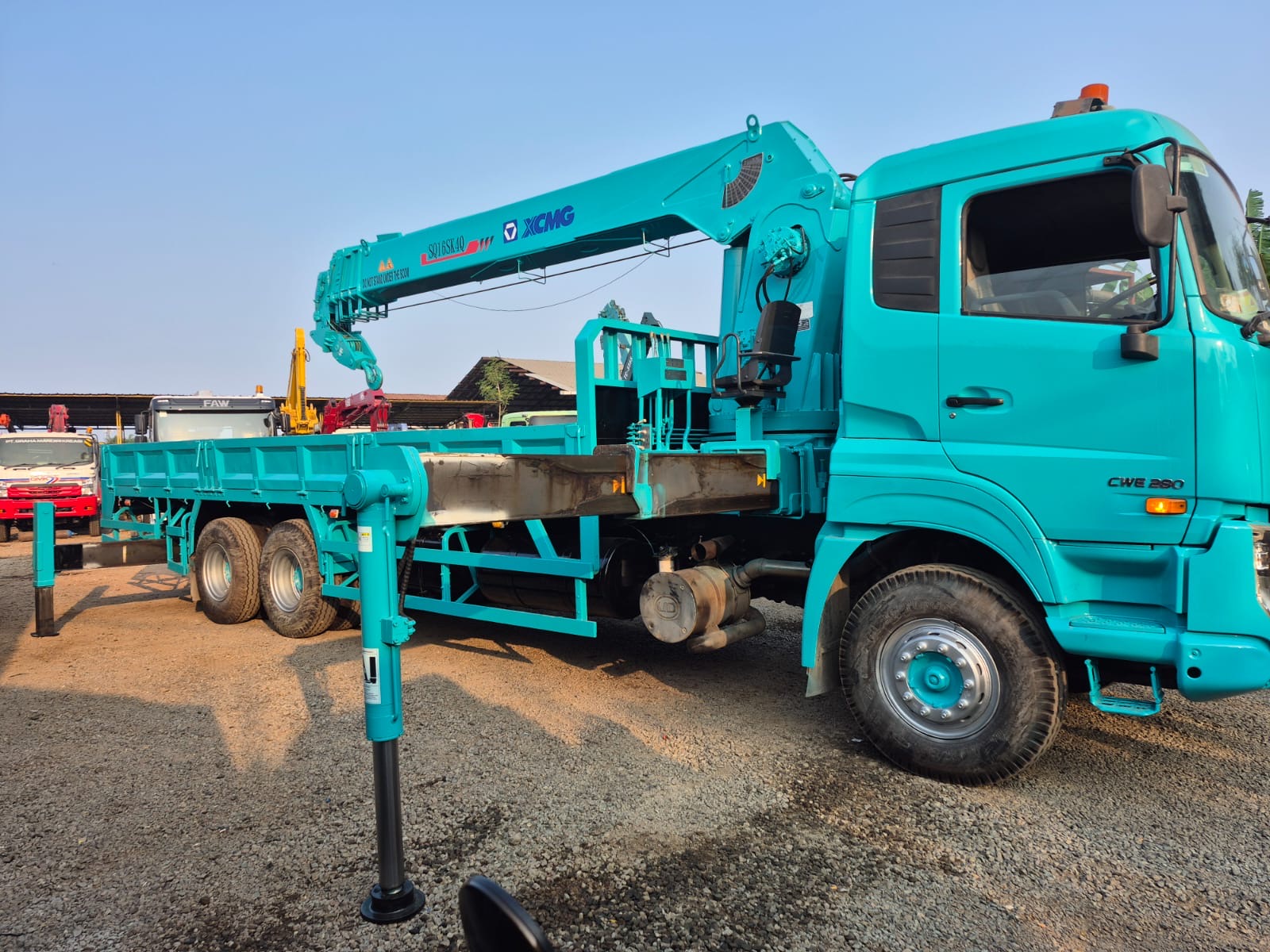 Truck Mounted Crane 16 Ton