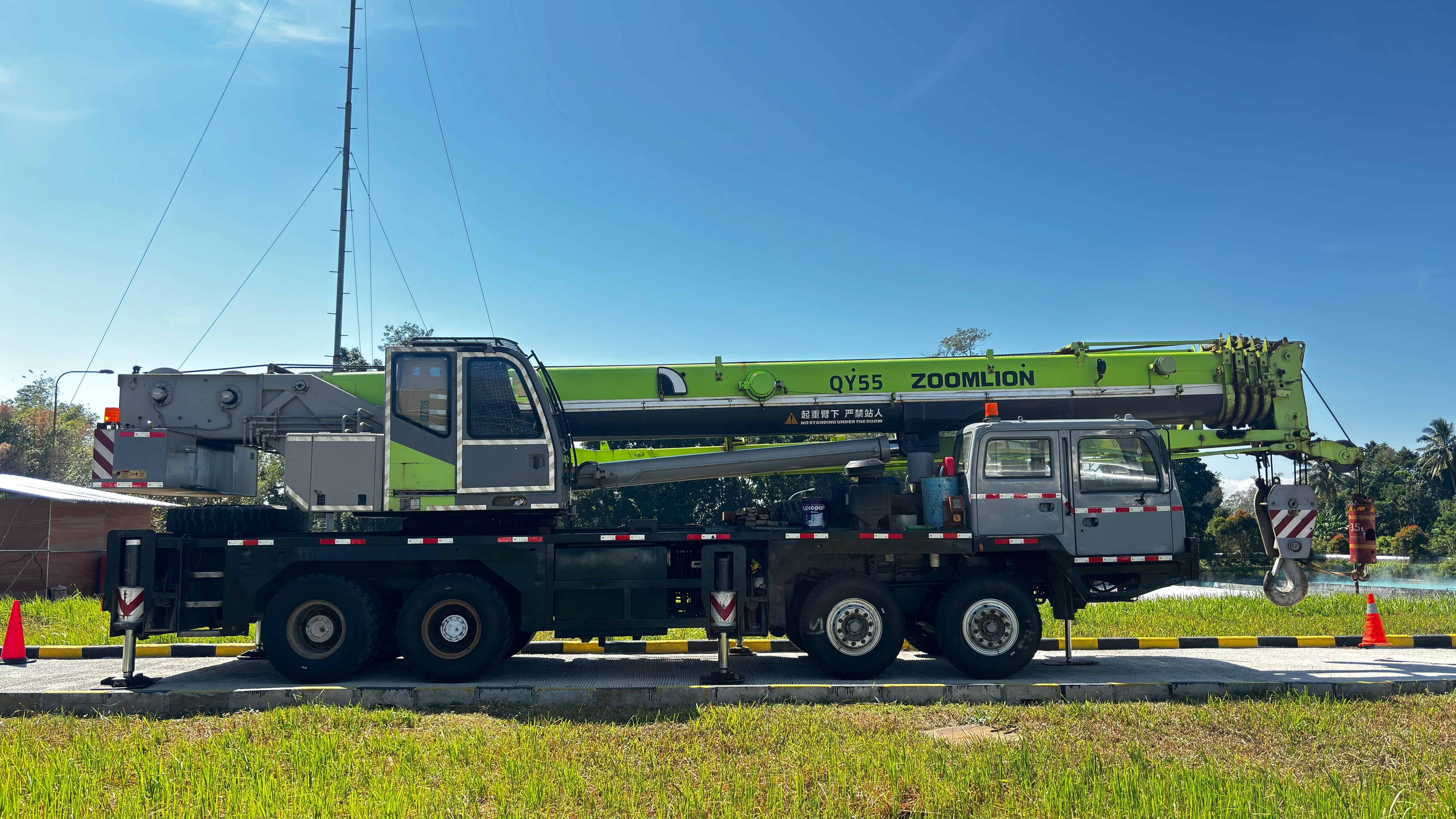 Mobile Crane 55 Ton